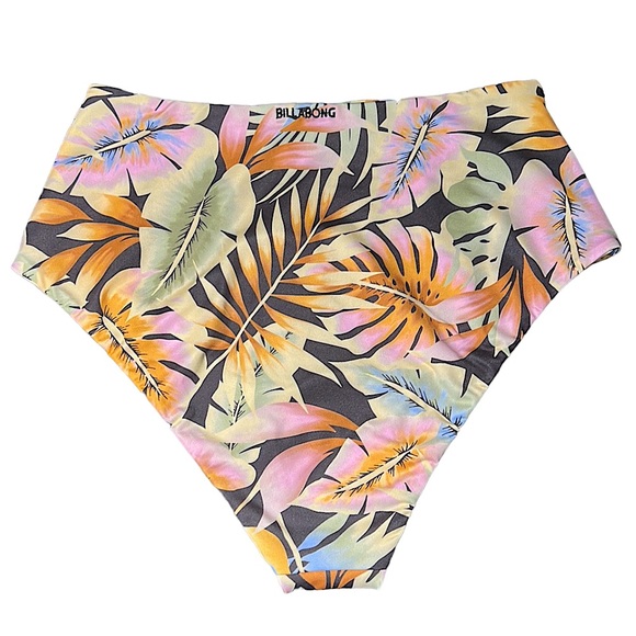 Billabong Reversible  Retro High Waisted Bottom - Picture 9 of 15
